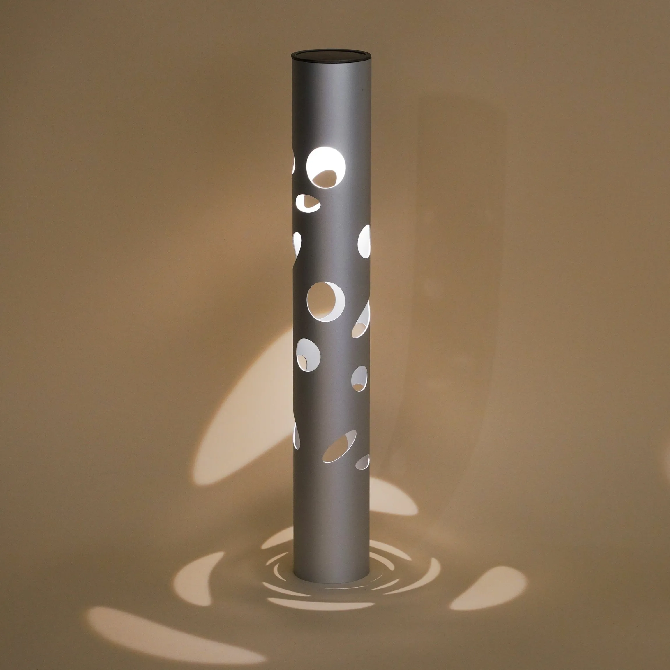 Moderne Solarleuchte FantasyLight aus Aluminium