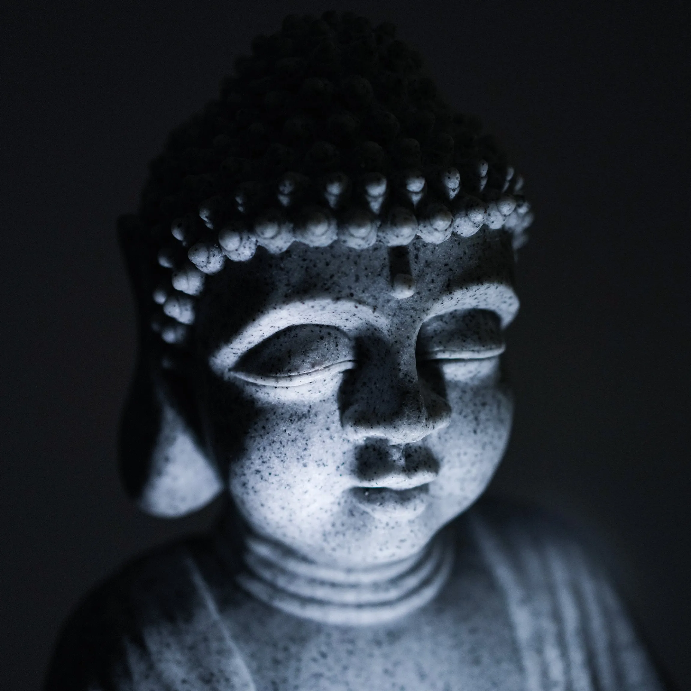 Solarbrunnen Buddha mit LED-Beleuchtung