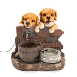Solarbrunnen Welpen Milo & Buddy am Wasserbrunnen