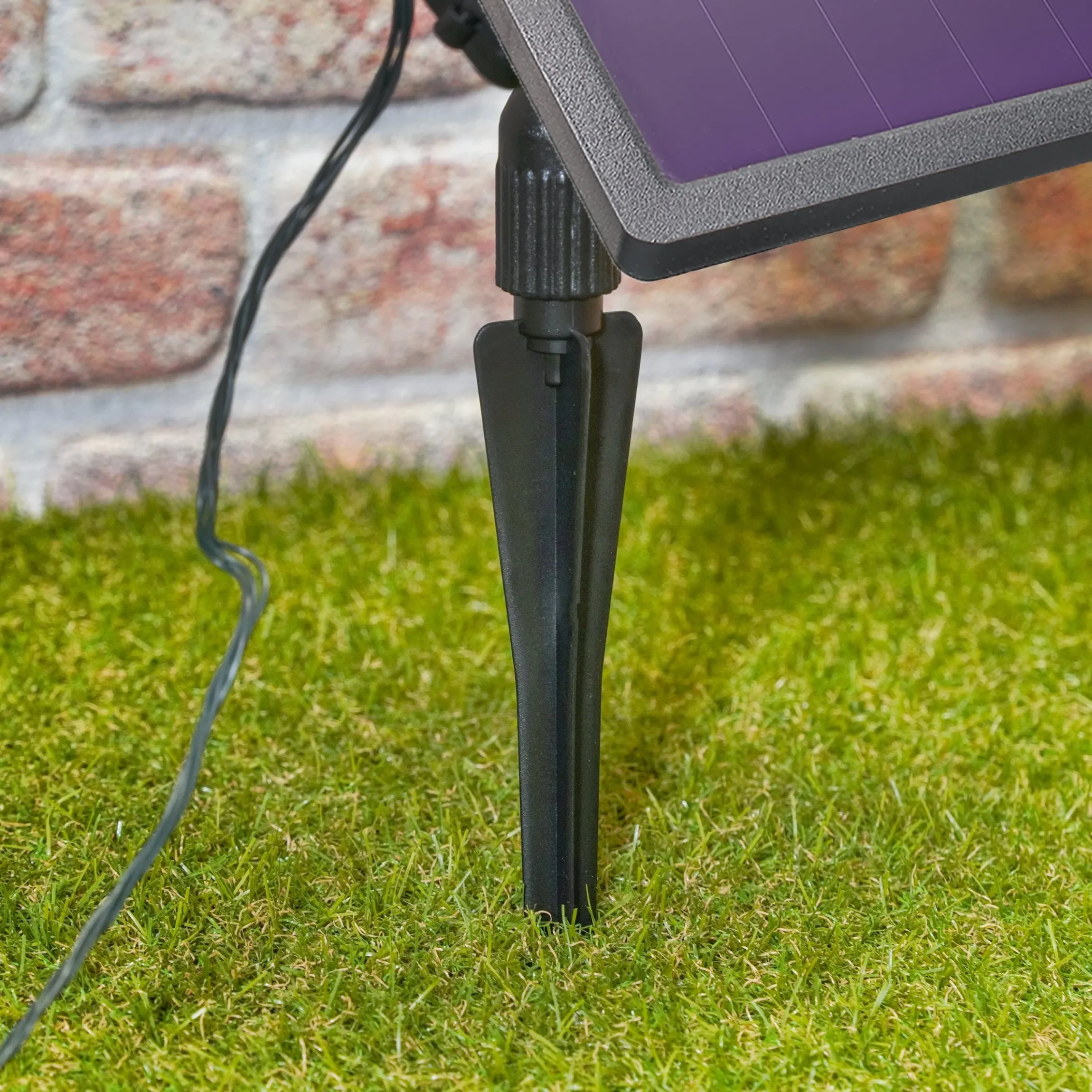 Solar Cluster-Lichterkette mit 200 warmweißen LEDs