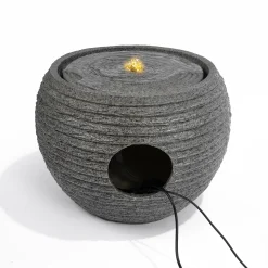 Solar Designbrunnen mit sitzendem Vogelpaar und LED Beleuchtung