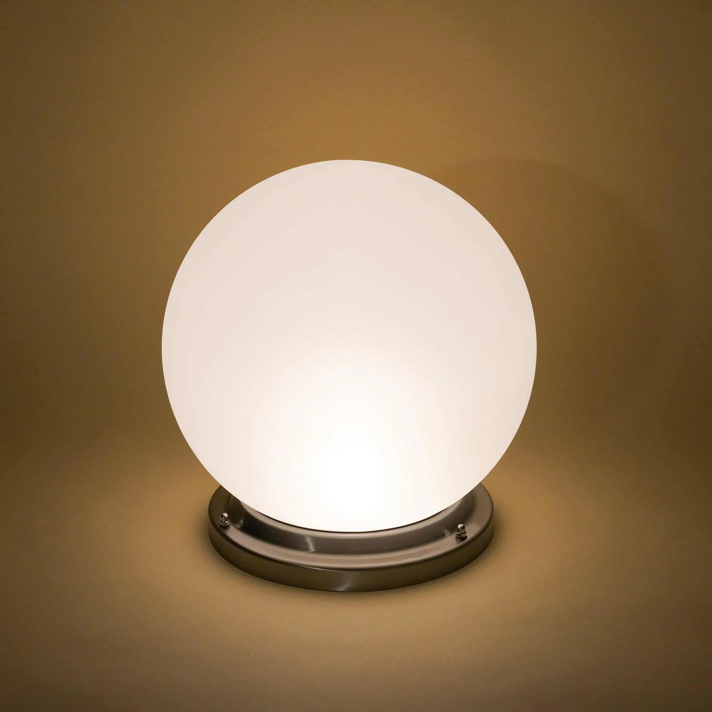 Solarkugel Liana ⌀ 25 cm mit Edelstahlsockel und Fernbedienung
