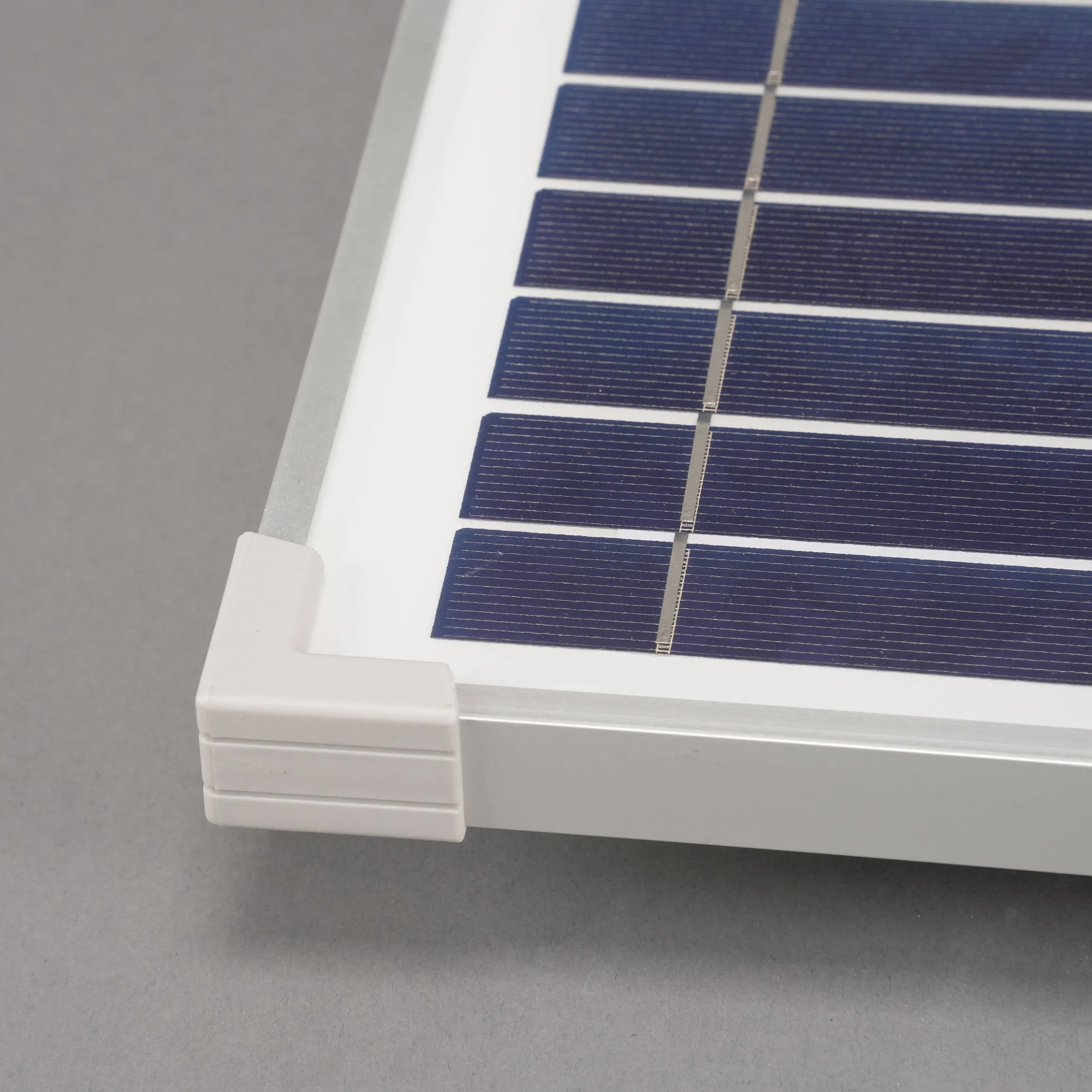 Solarmodul 5 Wp / 8 V mit Stecker 2-polig rund