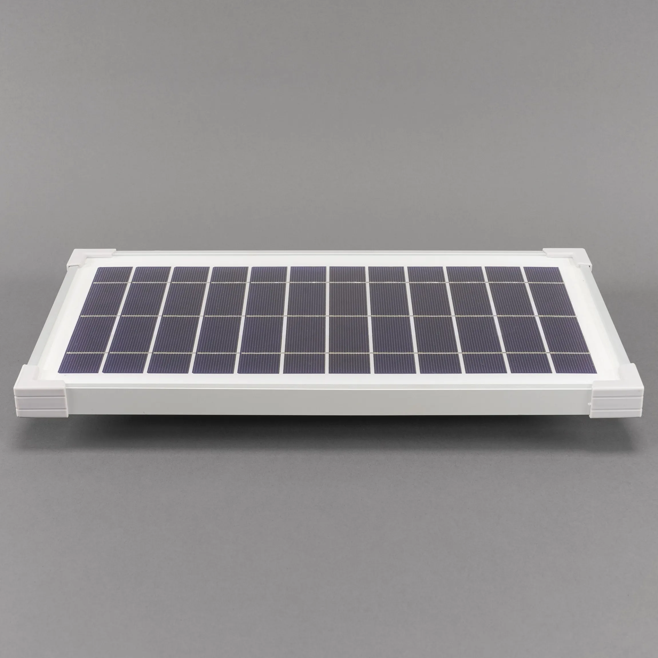 Solarmodul 8 Wp / 6 V mit Stecker 2-polig rund - neues Modell
