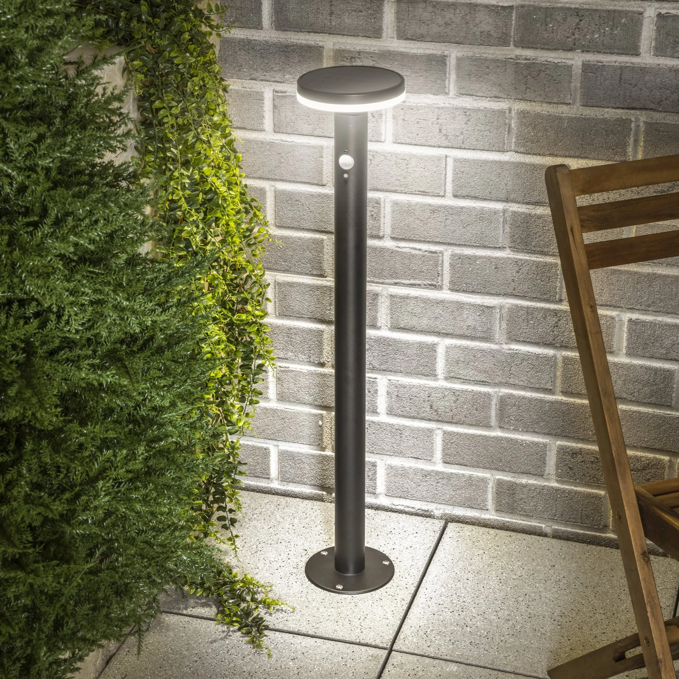 Solar PIR-Standleuchte Mia 85 cm in schwarz