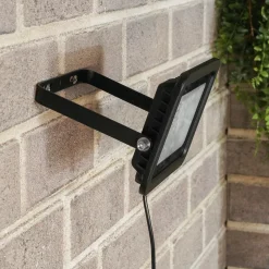 Solar Wand- und Bodenstrahler Power Flood kaltweiß