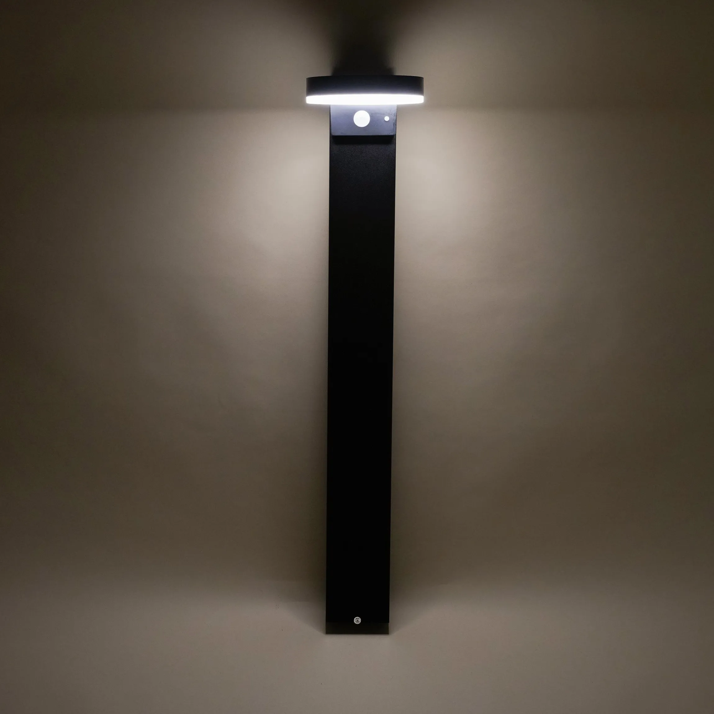 Solar Wegeleuchte Diana 80 cm mit PIR-Sensor