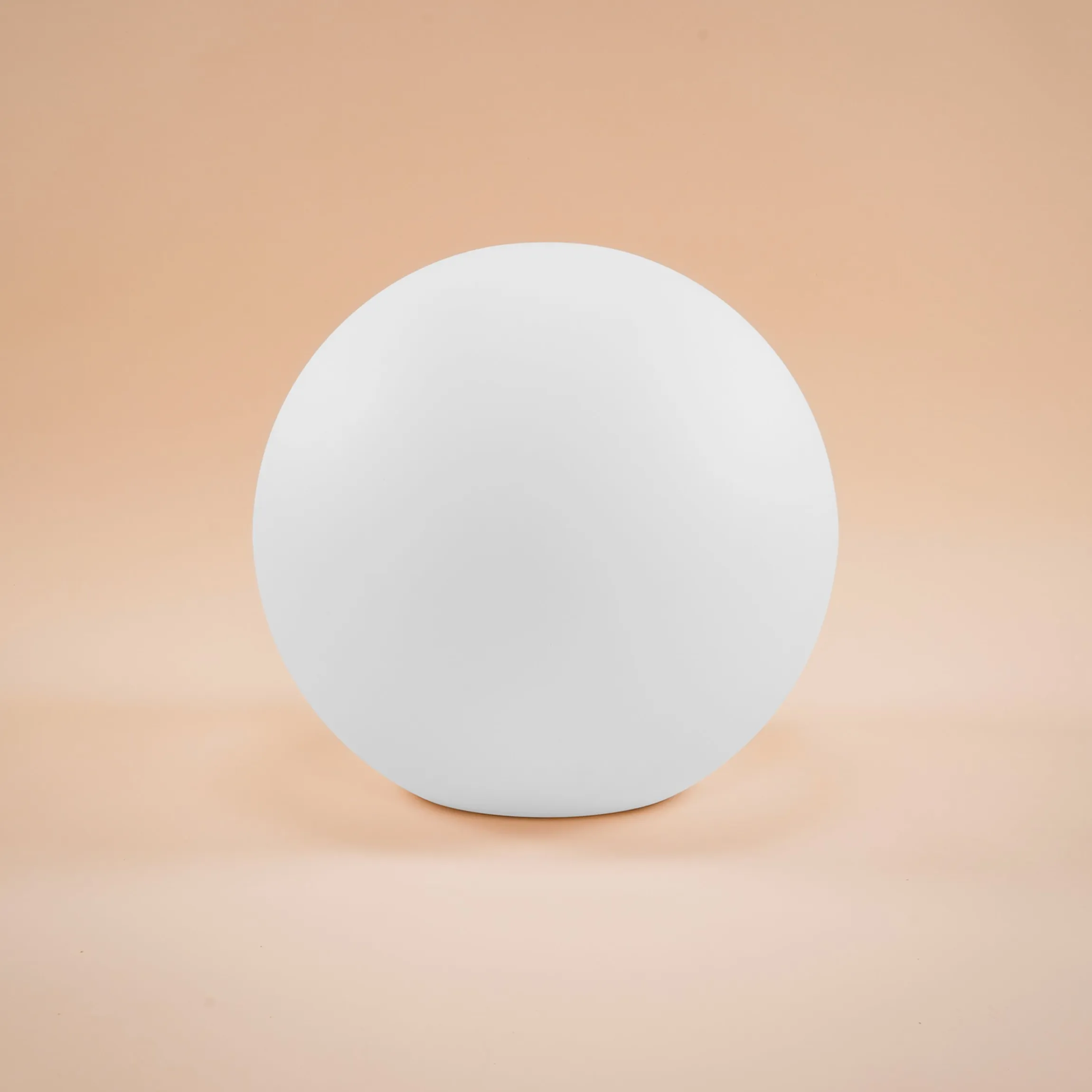 Stimmungsvolle Solarkugel Siena ⌀ 40 cm mit Fernbedienung